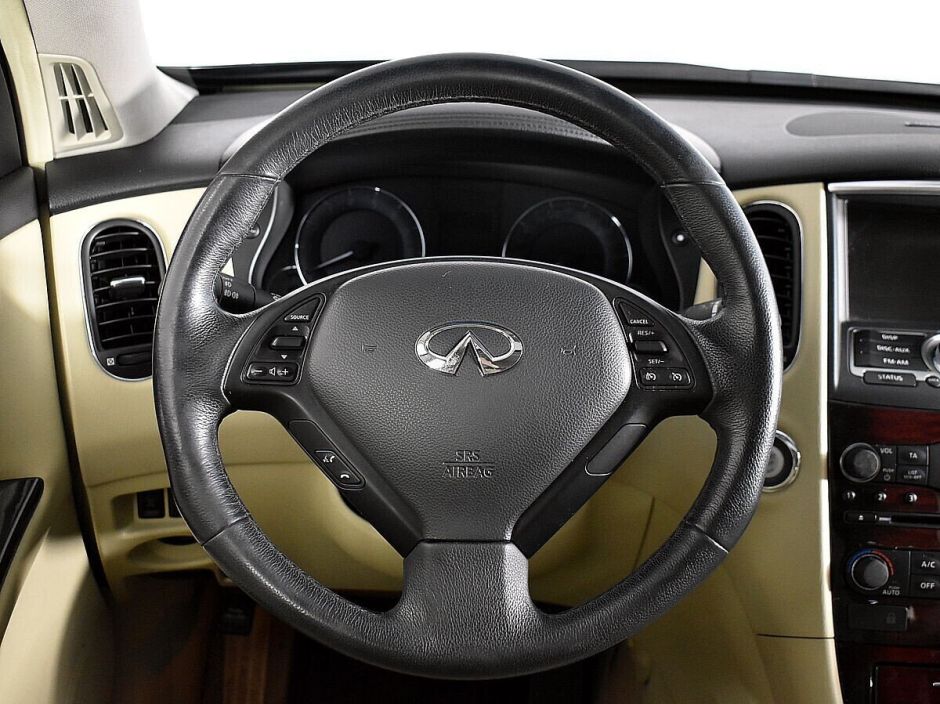 Infiniti QX50, 2.5 л, АТ, 2017 фото 7