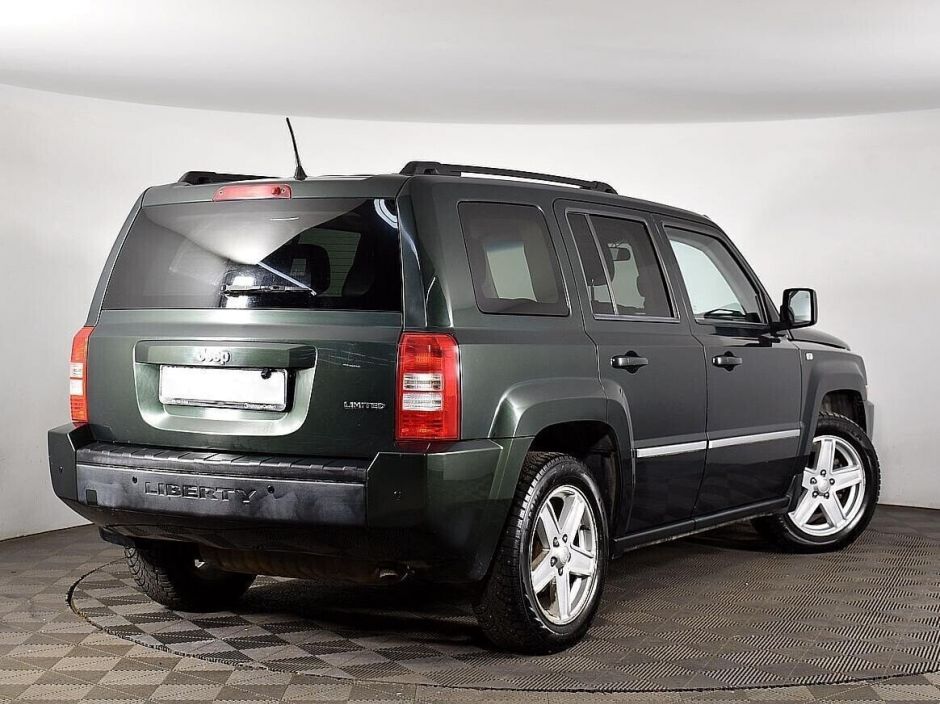 Jeep Liberty (Patriot), 2.4 л, Вариатор, 2010 фото 4