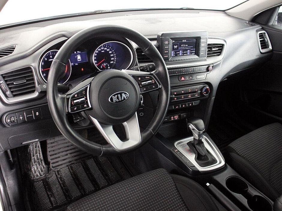 Kia Ceed, 1.6 л, АТ, 2019 фото 6