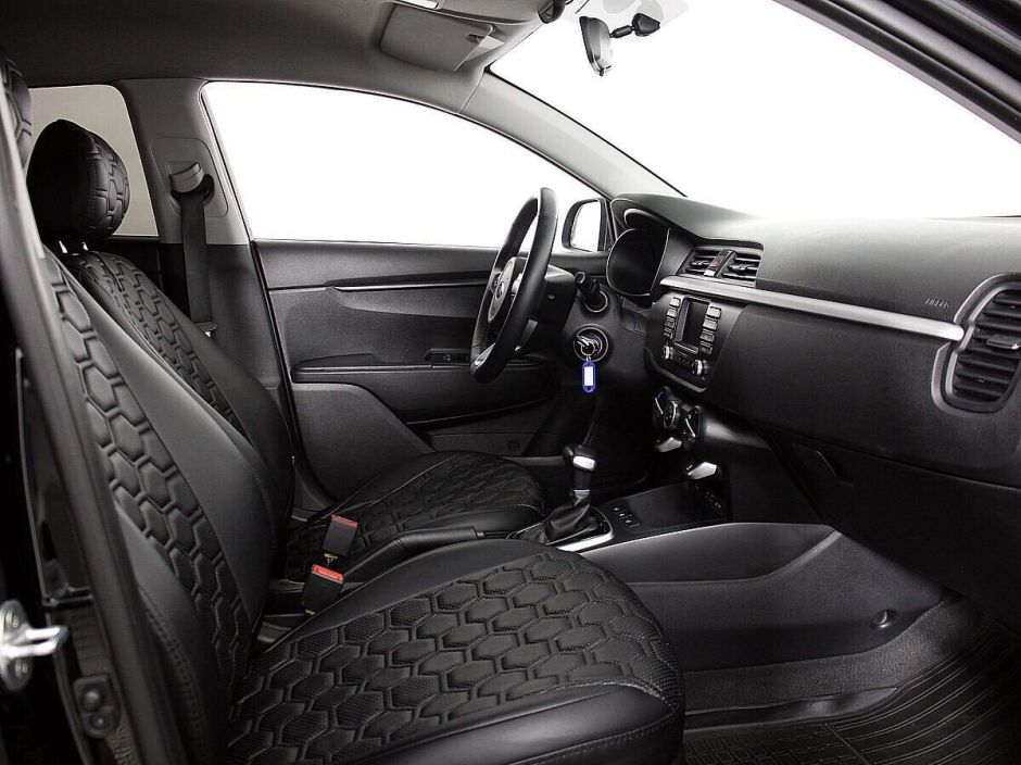 Kia Rio, 1.6 л, АТ, 2019 фото 2