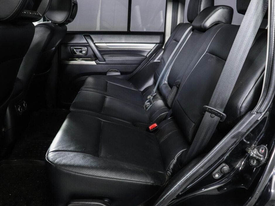Mitsubishi Pajero, 3.2 л, АТ, 2009 фото 1