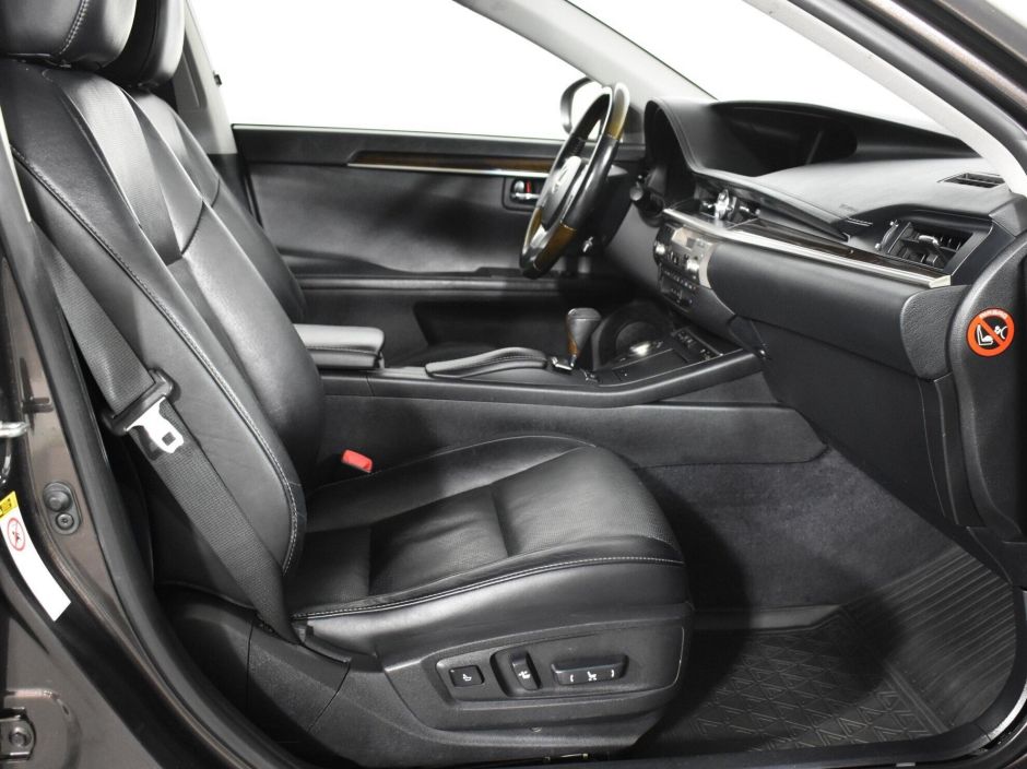 Lexus ES, 2.5 л, АТ, 2014 фото 10