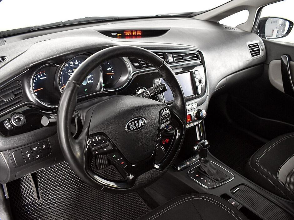 Kia Ceed, 1.6 л, Робот, 2016 фото 6