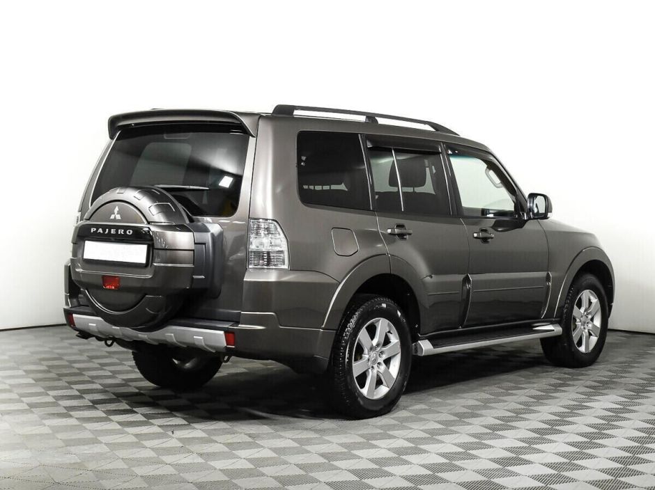 Mitsubishi Pajero, 3.2 л, АТ, 2011 фото 4