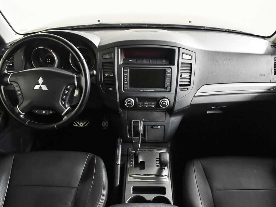 Mitsubishi Pajero, 3.2 л, АТ, 2011 фото 9