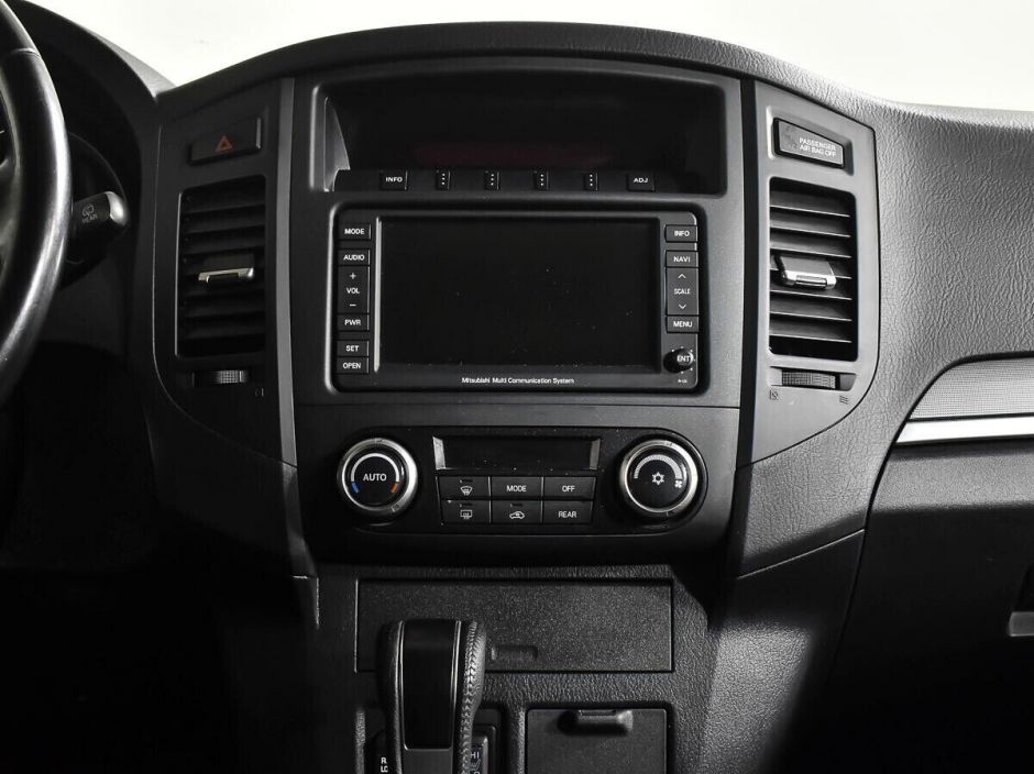 Mitsubishi Pajero, 3.2 л, АТ, 2011 фото 11