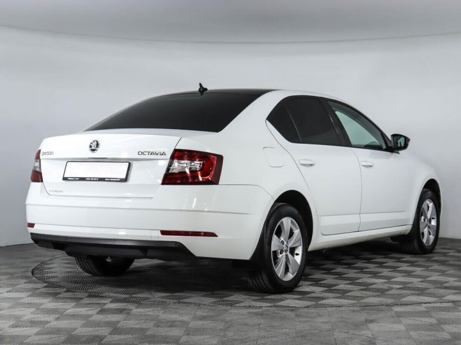 Skoda Octavia, 1.6 л, АТ, 2018 фото 4