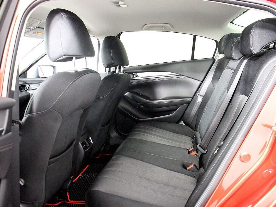 Mazda 6, 2.0 л, АТ, 2018 фото 1