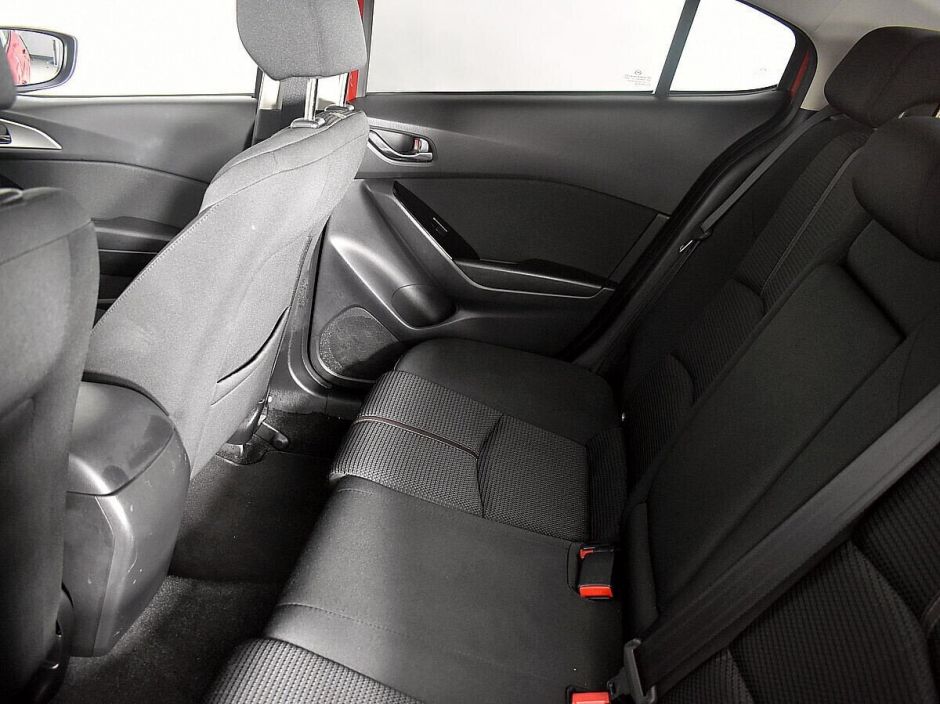 Mazda 3, 1.5 л, АТ, 2019 фото 1