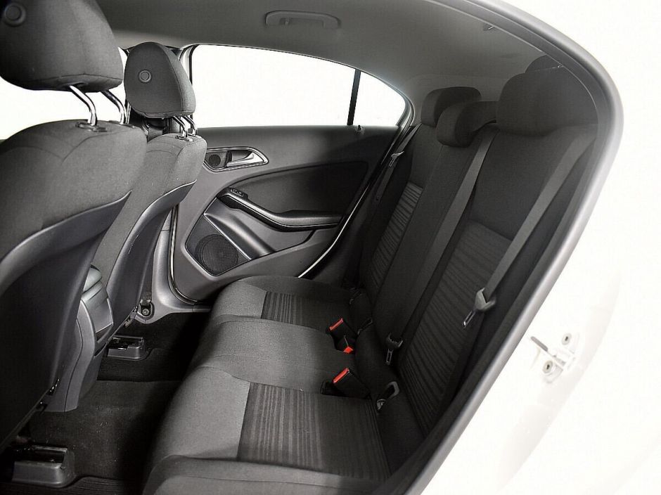 Mercedes-Benz A-Класс, 1.6 л, Робот, 2017 фото 1