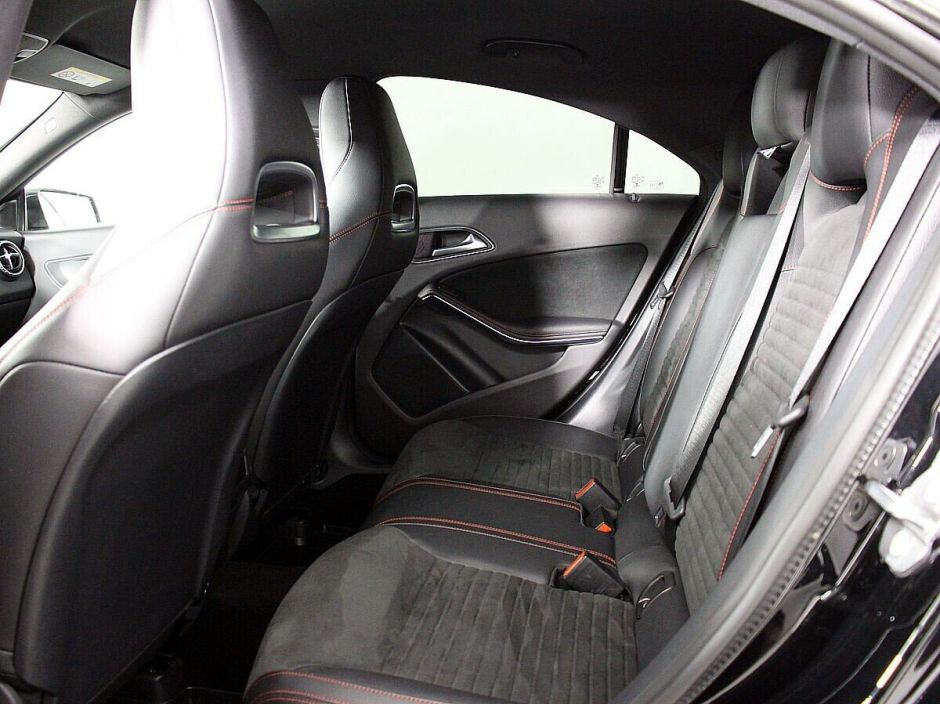 Mercedes-Benz CLA, 1.6 л, Робот, 2018 фото 1