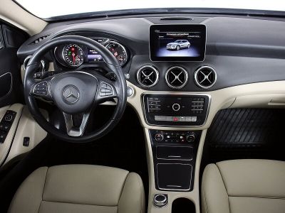 Mercedes-Benz GLA, 1.6 л, РКПП, 2019 фото 8