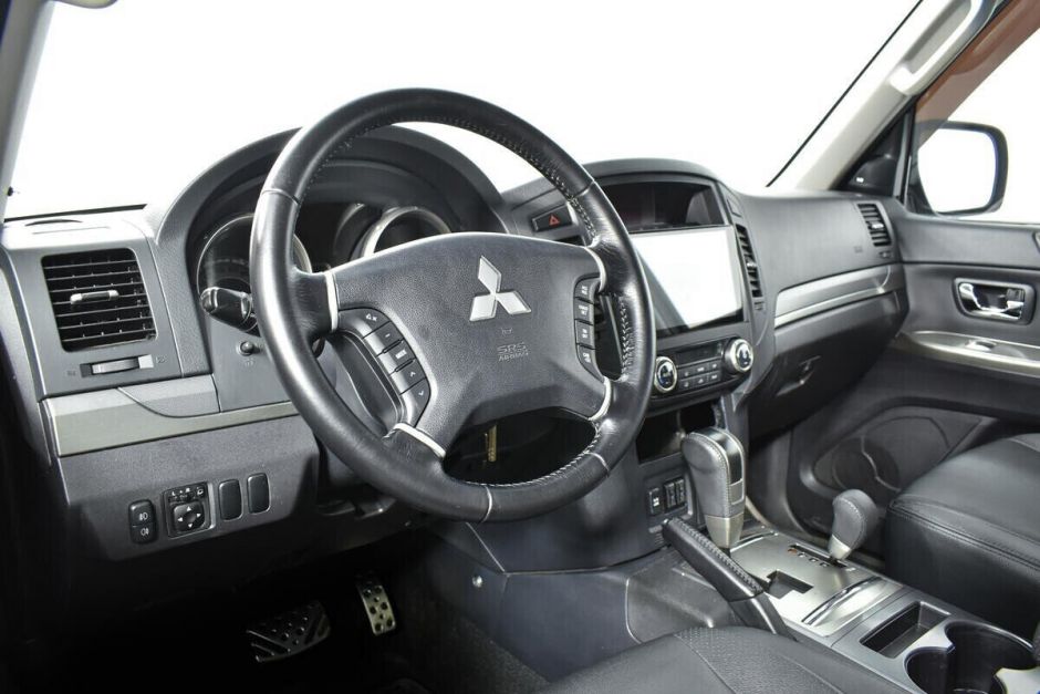 Mitsubishi Pajero, 3.0 л, АТ, 2012 фото 7