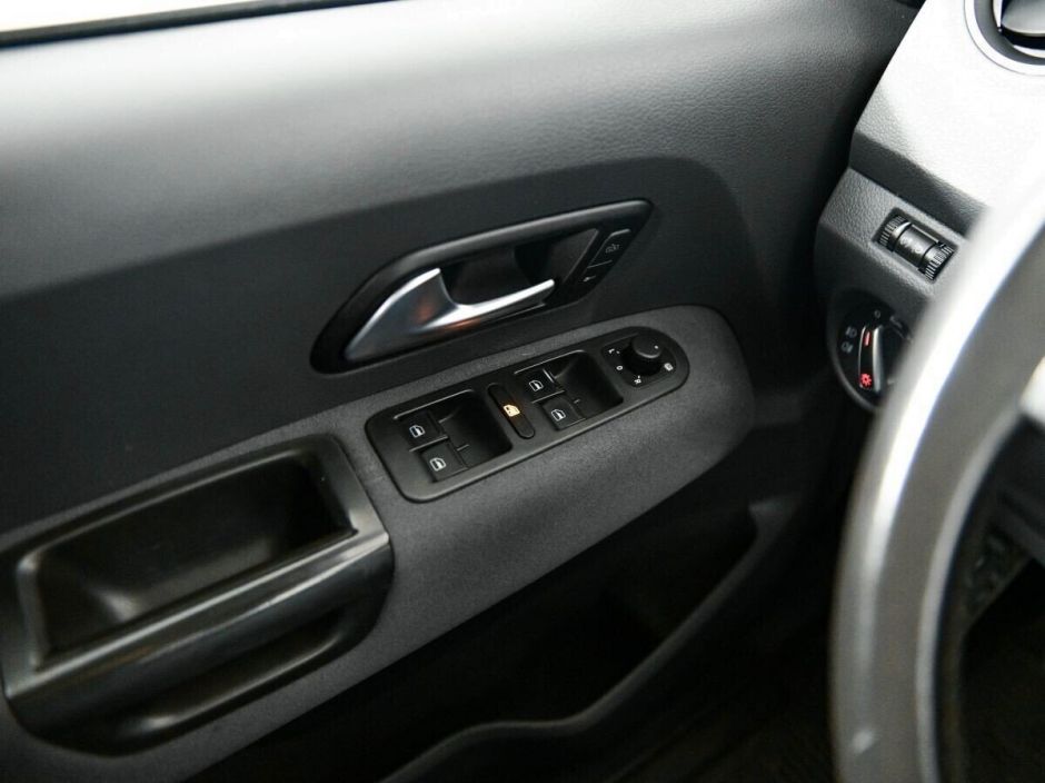 Volkswagen Amarok, 2.0 л, МТ, 2014 фото 1