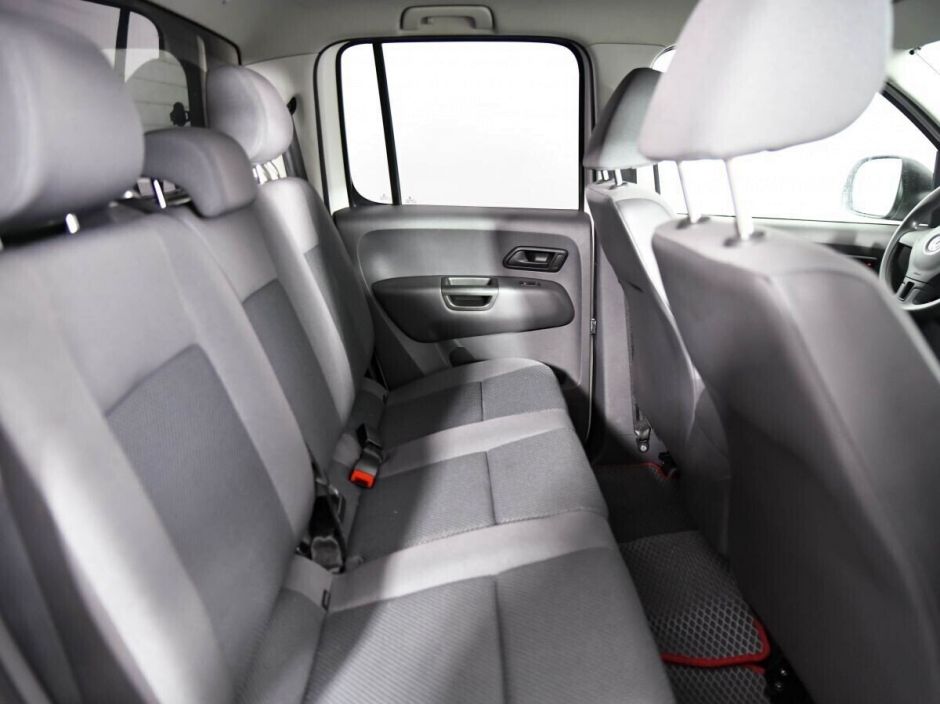 Volkswagen Amarok, 2.0 л, МТ, 2013 фото 2