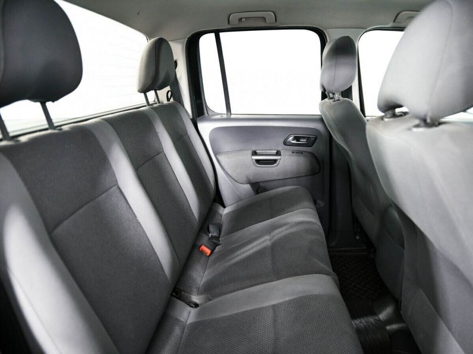 Volkswagen Amarok, 2.0 л, МТ, 2010 фото 2