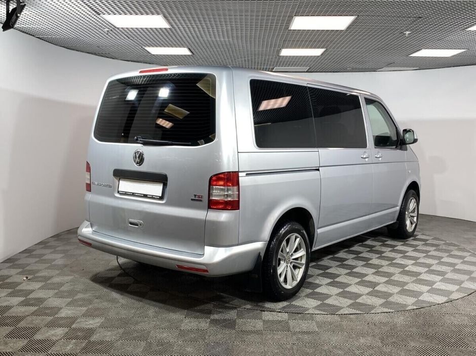 Volkswagen Transporter, 2.0 л, Робот, 2011 фото 4