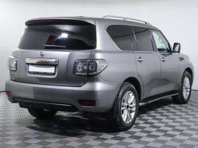 Nissan Patrol, 5.6 л, АКПП, 2010 фото 4