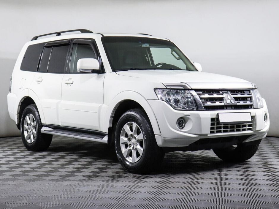 Mitsubishi Pajero, 3.0 л, АТ, 2013 фото 5