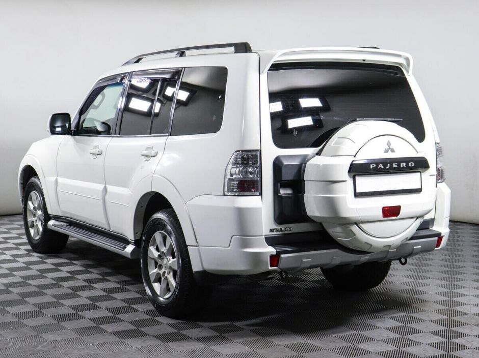 Mitsubishi Pajero, 3.0 л, АТ, 2013 фото 6