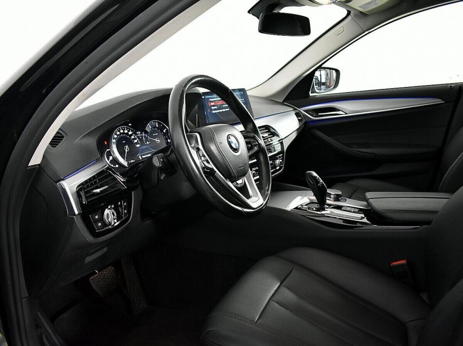 BMW 5 серии, 2.0 л, АТ, 2017 фото 7