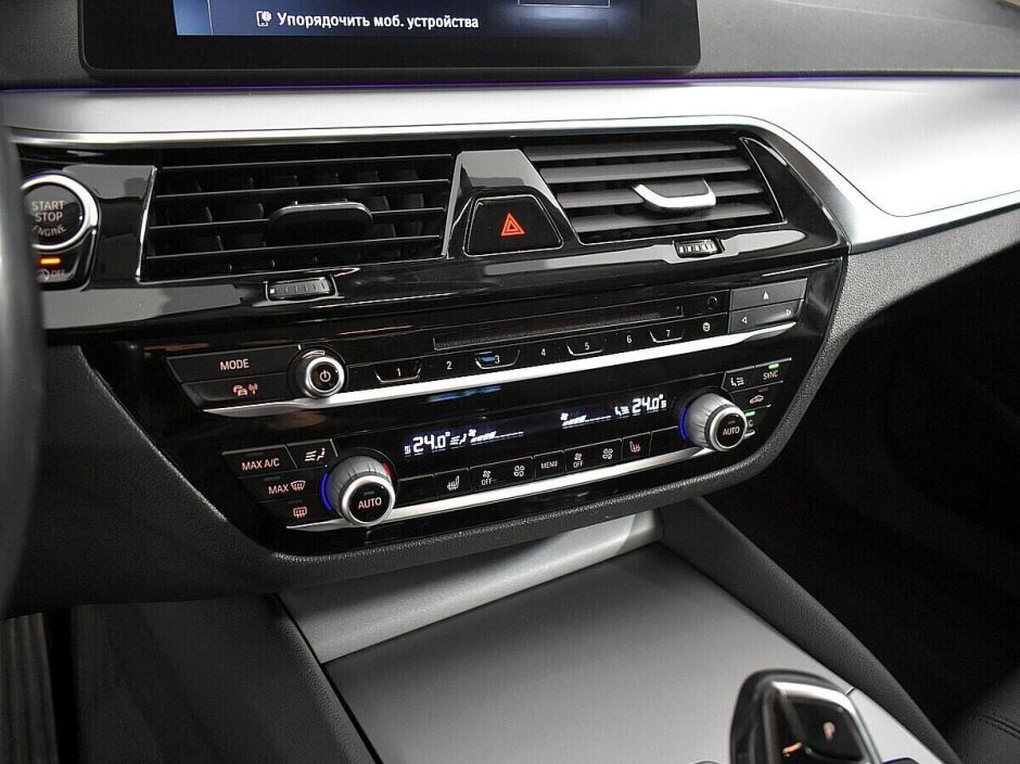 BMW 5 серии, 2.0 л, АТ, 2017 фото 10