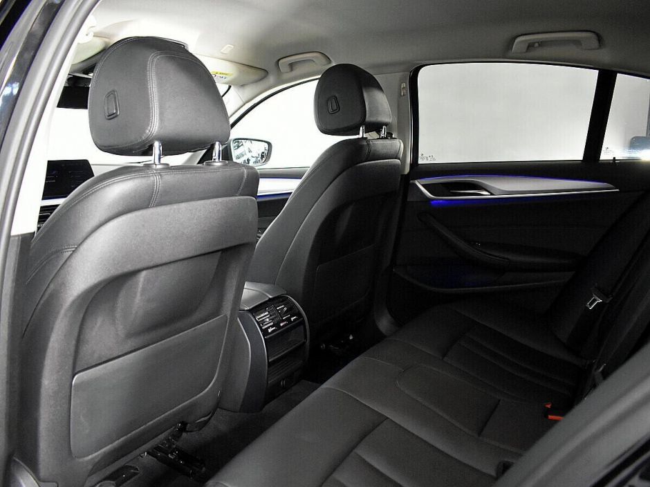 BMW 5 серии, 2.0 л, АТ, 2017 фото 2