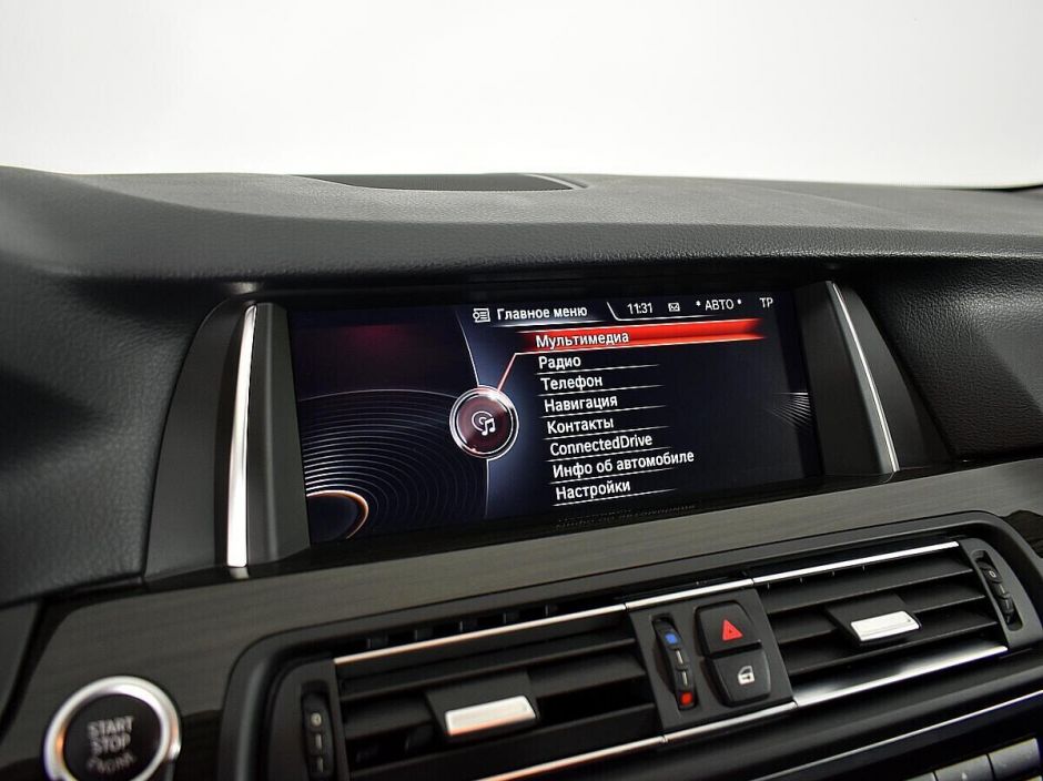 BMW 5 серии, 3.0 л, АТ, 2017 фото 10