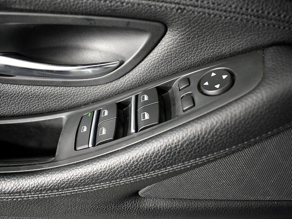 BMW 5 серии, 3.0 л, АТ, 2017 фото 1