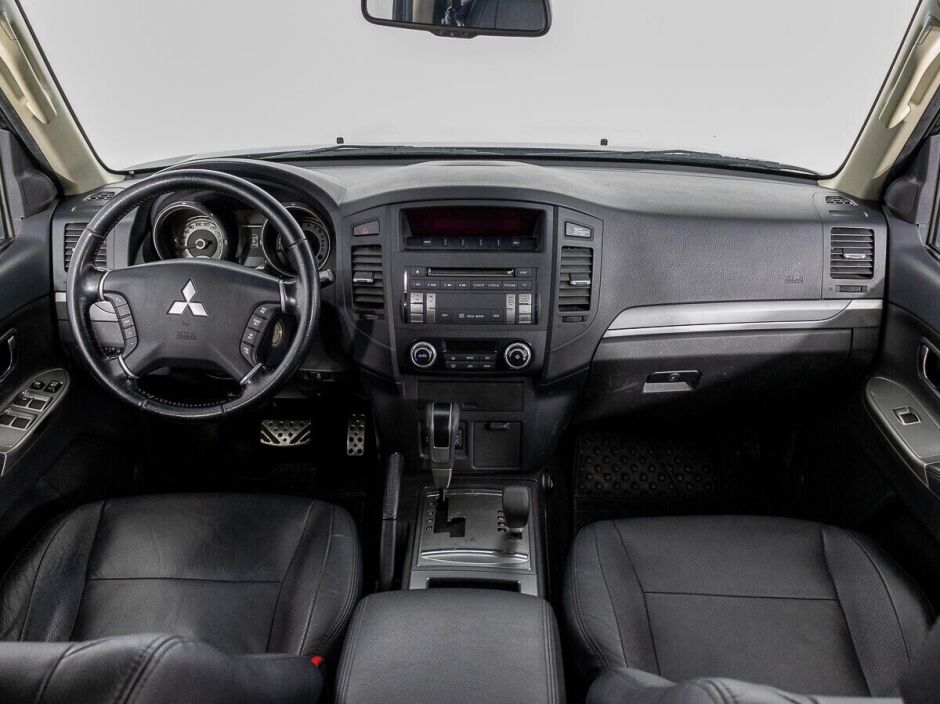 Mitsubishi Pajero, 3.0 л, АТ, 2013 фото 8