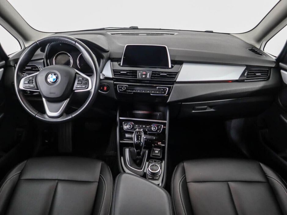 BMW 2 серии Gran Tourer, 2.0 л, АТ, 2018 фото 8