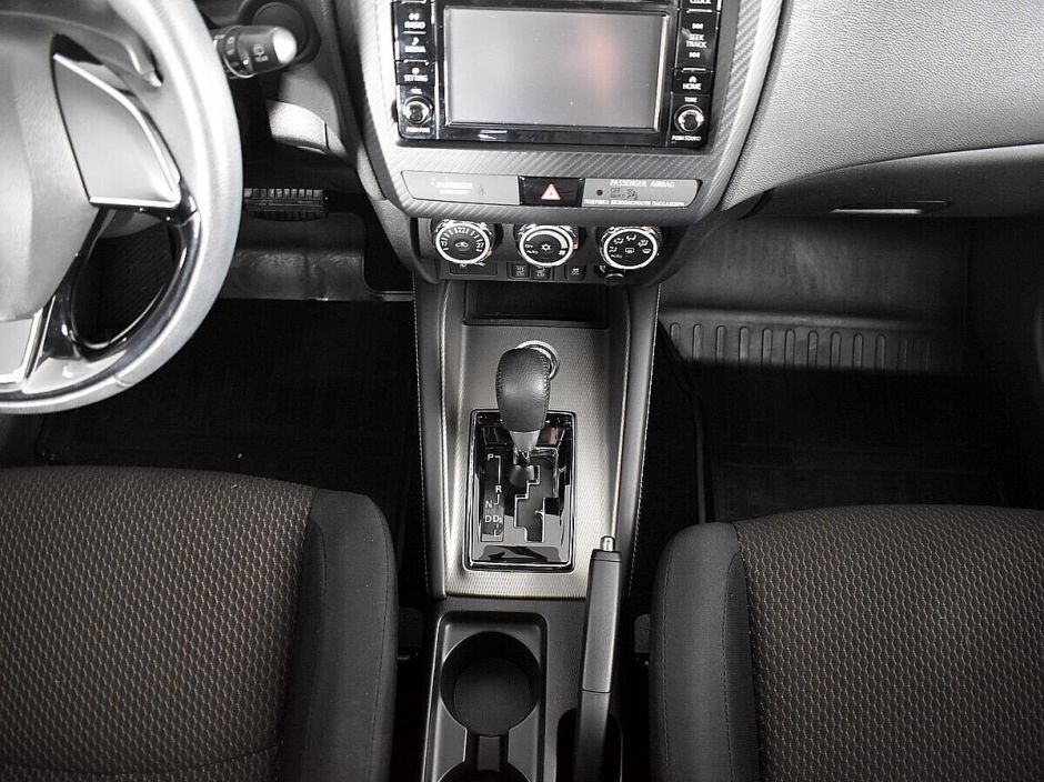 Mitsubishi ASX, 2.0 л, Вариатор, 2018 фото 10