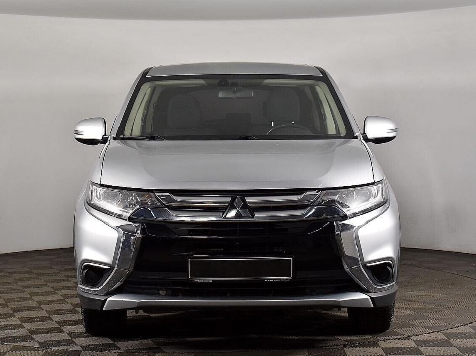 Mitsubishi Outlander, 2.0 л, Вариатор, 2017 фото 4