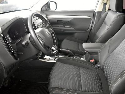 Mitsubishi Outlander, 2.0 л, CVT, 2017 фото 7