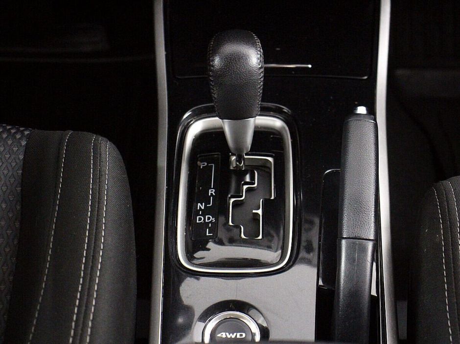 Mitsubishi Outlander, 2.0 л, Вариатор, 2017 фото 11