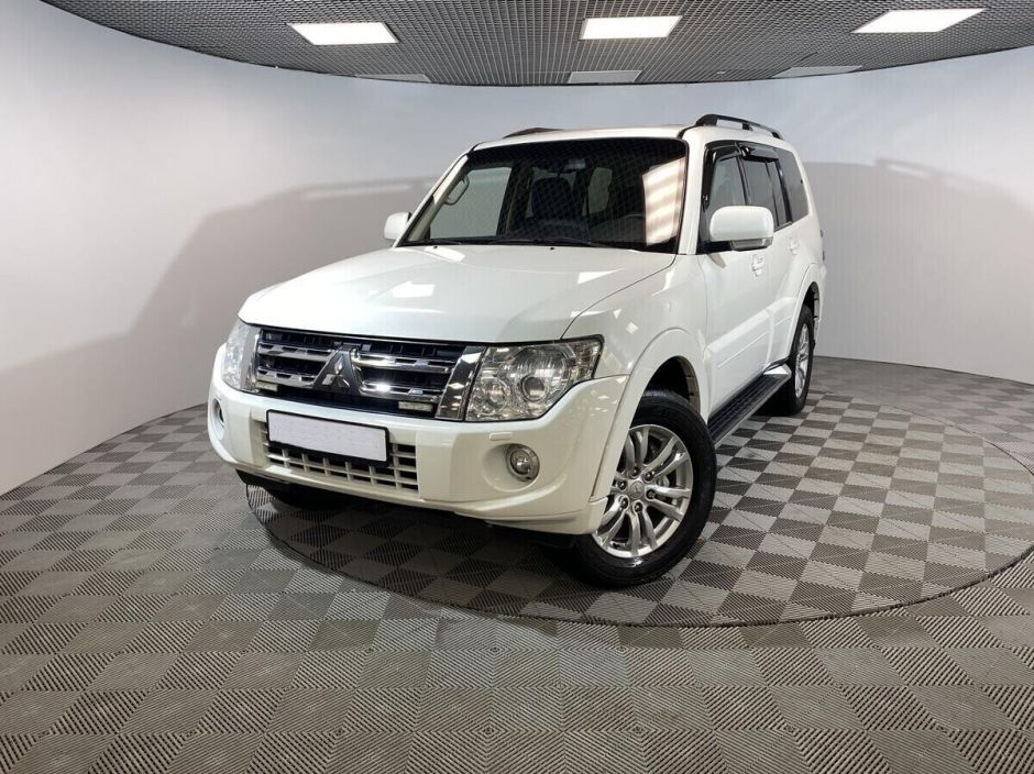 Mitsubishi Pajero, 3.2 л, АТ, 2013 фото 3
