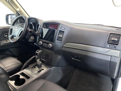 Mitsubishi Pajero, 3.2 л, АКПП, 2013 фото 9