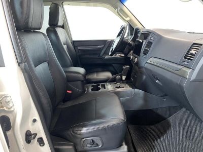 Mitsubishi Pajero, 3.2 л, АКПП, 2013 фото 2