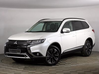 Mitsubishi Outlander, 2.0 л, CVT, 2022 фото 3