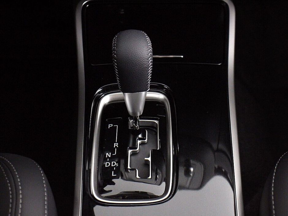 Mitsubishi Outlander, 2.0 л, Вариатор, 2022 фото 12