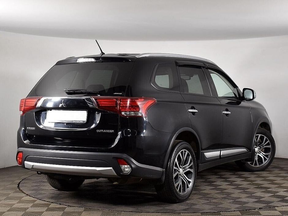 Mitsubishi Outlander, 2.4 л, Вариатор, 2016 фото 5