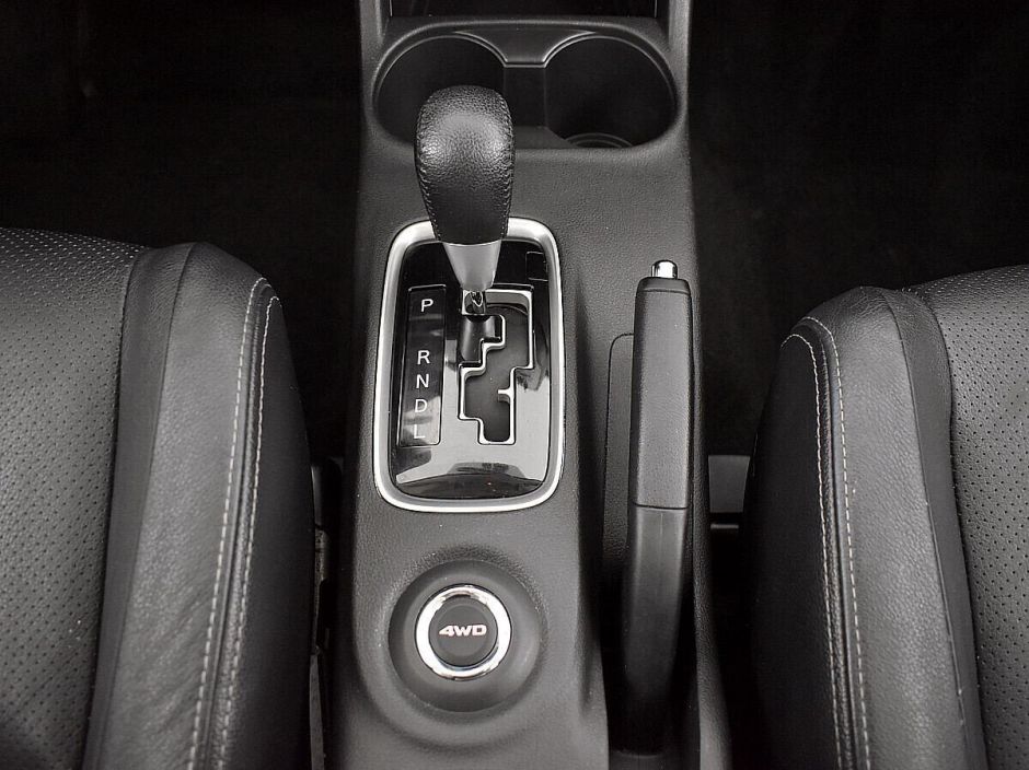 Mitsubishi Outlander, 2.4 л, Вариатор, 2016 фото 2