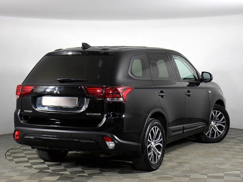 Mitsubishi Outlander, 2.0 л, Вариатор, 2019 фото 5