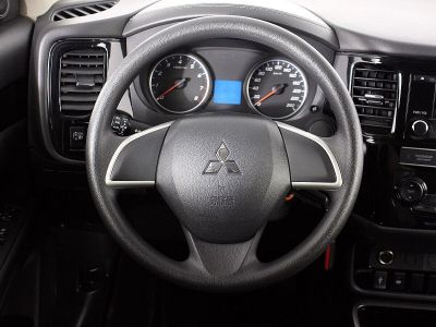 Mitsubishi Outlander, 2.0 л, CVT, 2019 фото 2