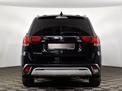 Mitsubishi Outlander, 2.0 л, CVT, 2020 фото 6