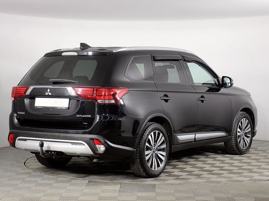 Mitsubishi Outlander, 2.0 л, Вариатор, 2019 фото 5
