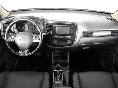 Mitsubishi Outlander, 2.0 л, CVT, 2016 фото 8