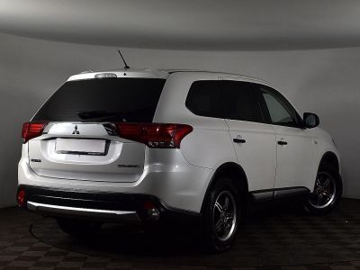 Mitsubishi Outlander, 2.0 л, CVT, 2016 фото 5