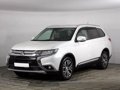 Mitsubishi Outlander, 2.0 л, CVT, 2016 фото 3