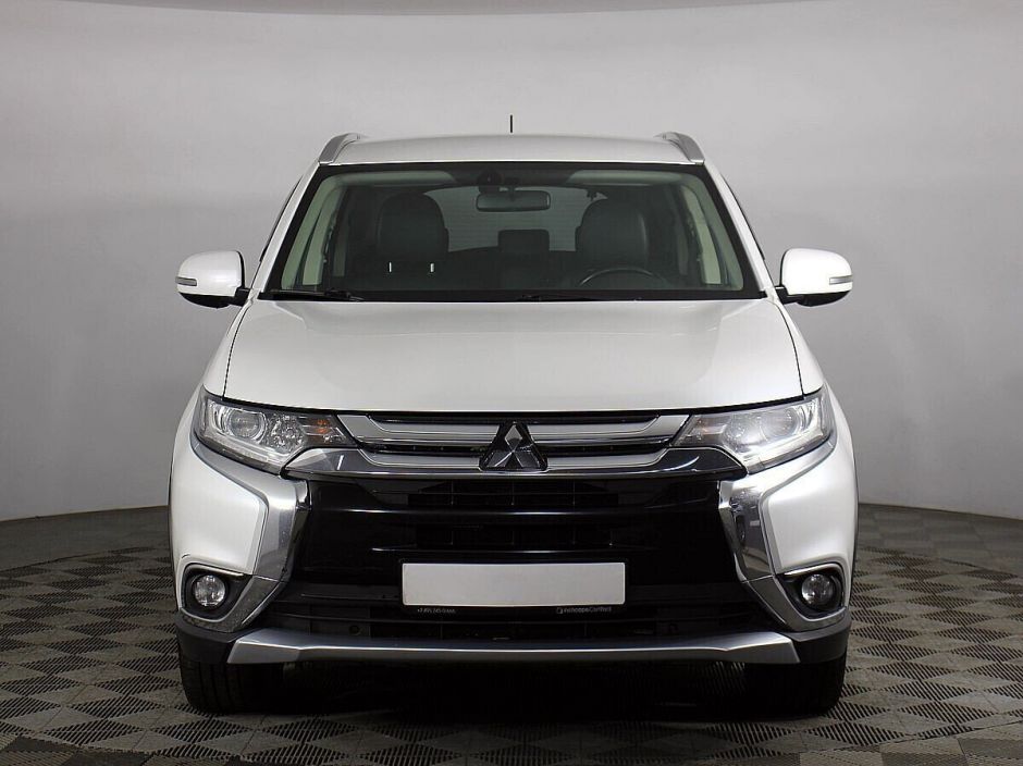 Mitsubishi Outlander, 2.0 л, Вариатор, 2016 фото 4